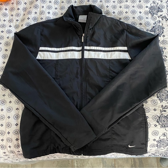 Nike Jacket - Picture 1 of 7